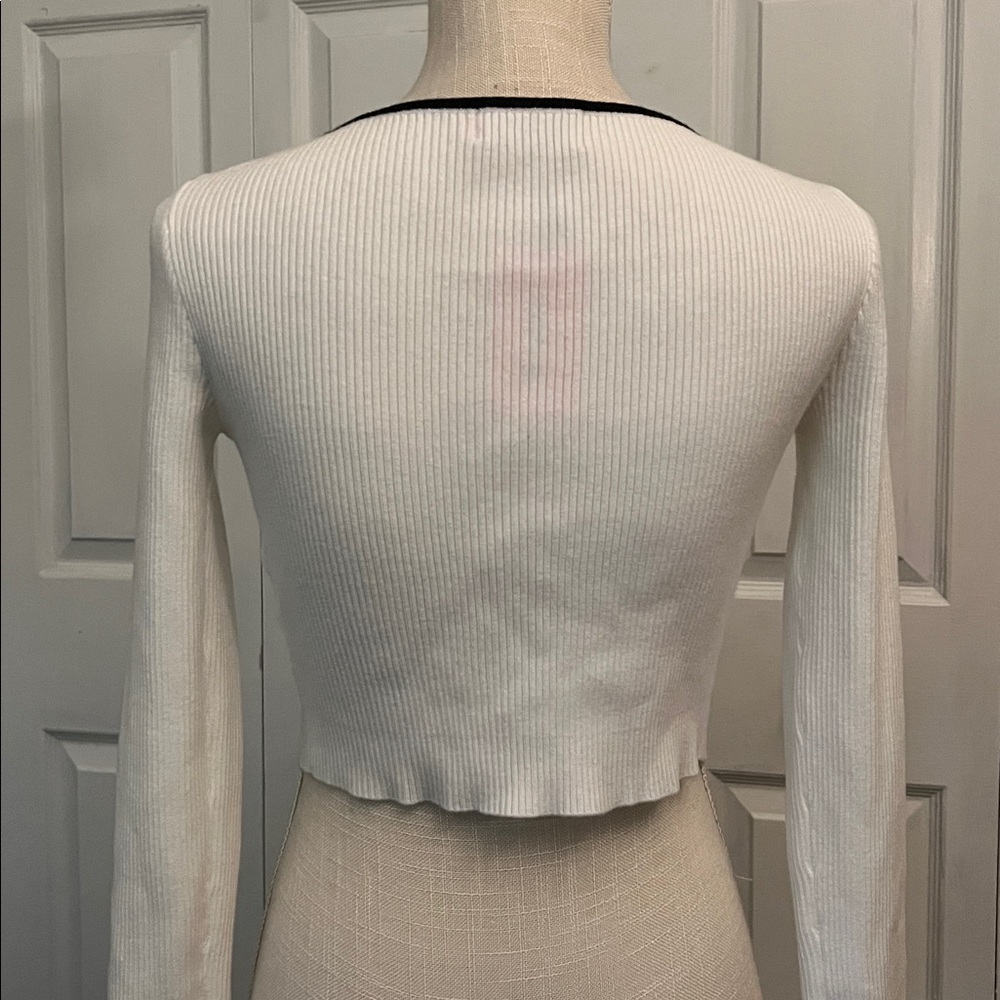 Edikted White Crop Top with Black Bow Details - Picture 2 of 4